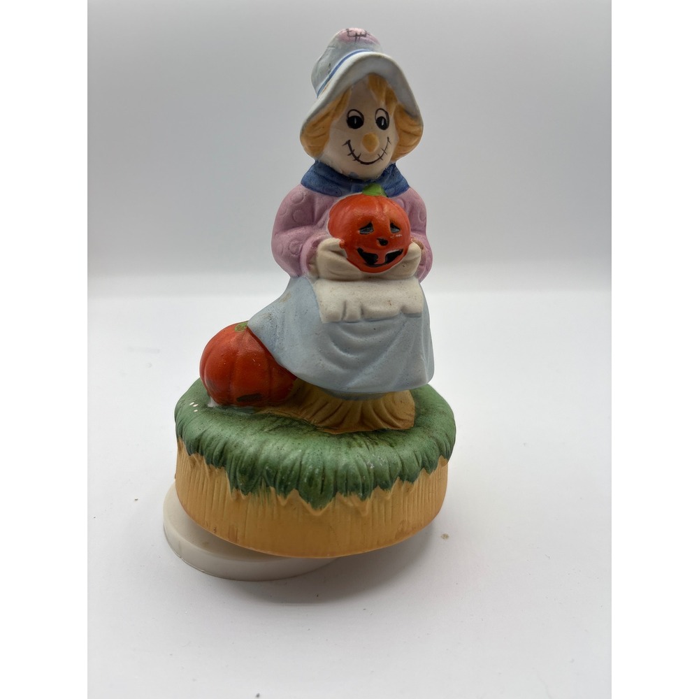 Vintage Scarecrow Figurine Music Box Autumn Halloween Decoration